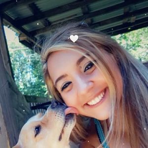 Meet your Posher, Marisa